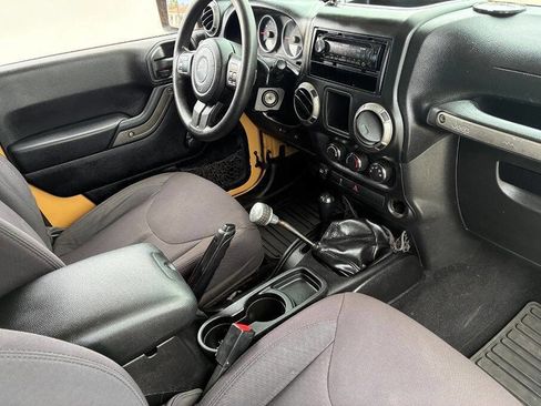 Used 2013 Jeep Wrangler Sport AWD/4WD image 31