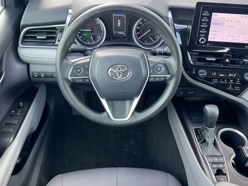 Certified 2021 Toyota Camry LE FWD image 14