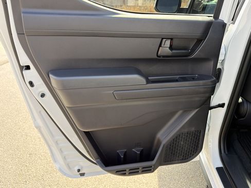 Used 2024 Toyota Tacoma SR5 image 21