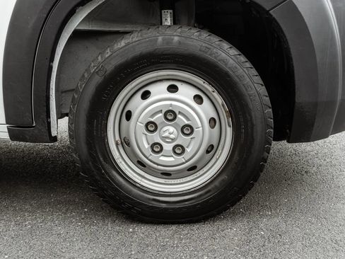 Used 2023 RAM ProMaster 2500 FWD image 4
