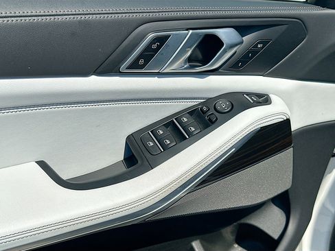 Used 2024 BMW X5 sDrive40i w/ Parking Assistance Package image 18