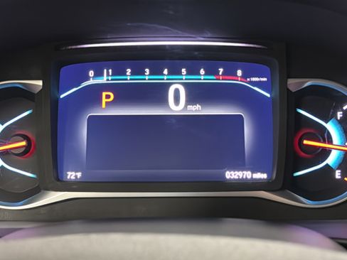 Used 2022 Honda Pilot Touring image 17