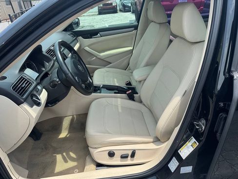 Used 2014 Volkswagen Passat TDI SE FWD image 11