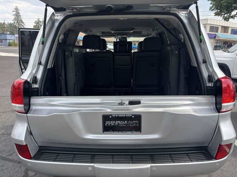 Used 2010 Toyota Land Cruiser AWD/4WD image 15