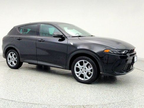 Used 2024 Dodge Hornet R/T Plus image 3