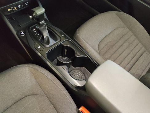 Used 2025 Kia K4 EX image 26