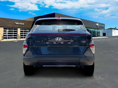 New 2026 Hyundai Kona SE image 7