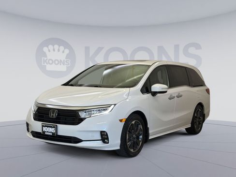 Used 2023 Honda Odyssey Elite image 5