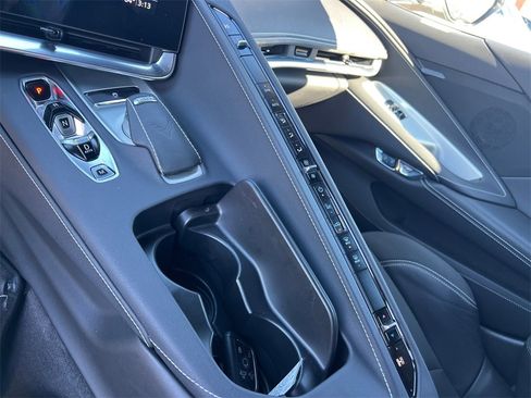 Used 2020 Chevrolet Corvette Stingray Coupe w/ Z51 Performance Package image 30