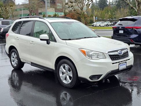 Used 2015 Subaru Forester 2.5i Premium image 11