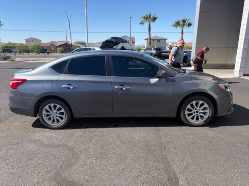 Used 2018 Nissan Sentra SV FWD image 6