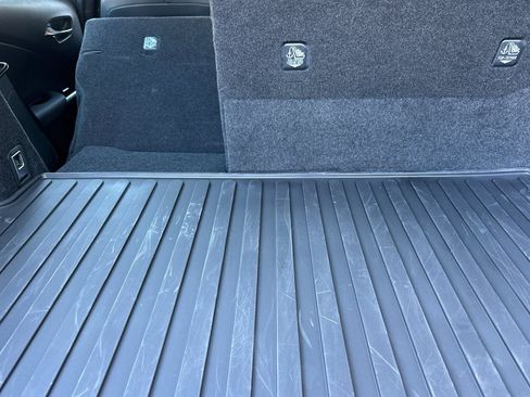 Used 2025 Lexus UX 300h FWD w/ Accessory Package (Z2) image 33