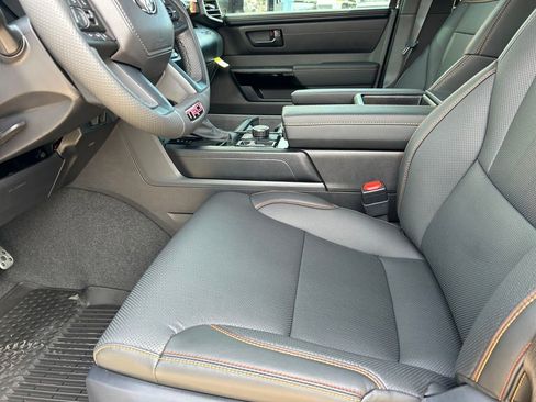 New 2026 Toyota Tundra Limited AWD/4WD image 11