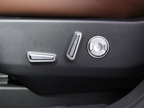 New 2026 Lincoln Nautilus Reserve image 14