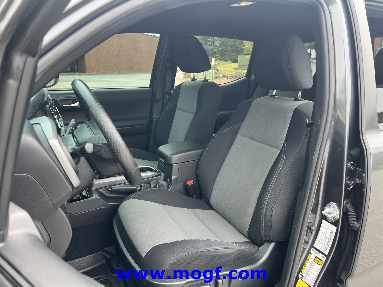 Used 2023 Toyota Tacoma TRD Off-Road RWD image 19