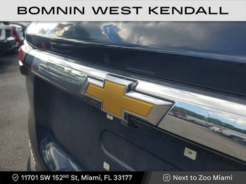 Used 2022 Chevrolet Traverse LS image 10