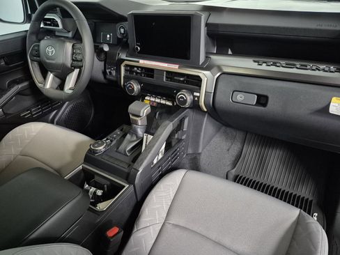 New 2025 Toyota Tacoma SR5 image 40