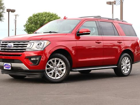 Certified 2021 Ford Expedition XLT RWD image 19