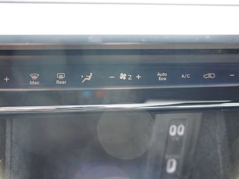 Used 2025 Jeep Wagoneer S Launch Edition image 32