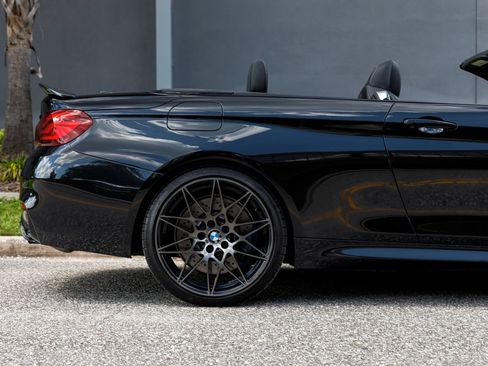 Used 2020 BMW M4 Convertible w/ Competition Package RWD image 18