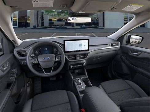 New 2026 Ford Escape SE image 9