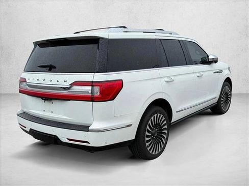 Used 2021 Lincoln Navigator Black Label w/ Cargo Convenience Package AWD/4WD image 5