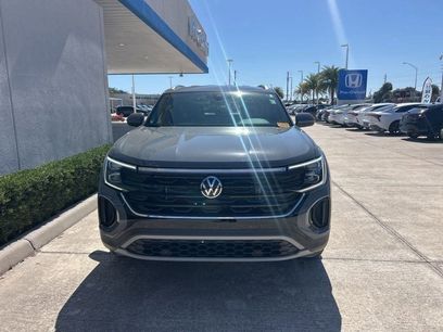 Used 2024 Volkswagen Atlas Cross Sport SE