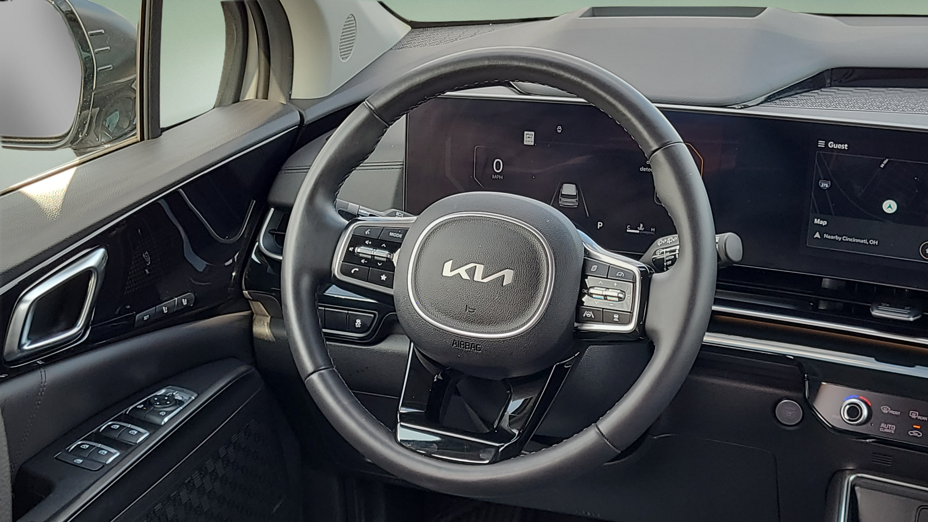 Used 2025 Kia Carnival SX Prestige FWD image 12
