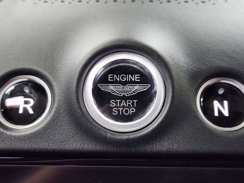 Used 2023 Aston Martin DBX image 39