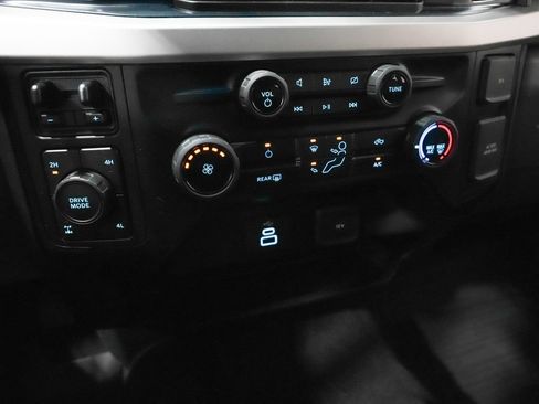 Used 2023 Ford F250 XLT w/ 360-Degree Camera Package AWD/4WD image 16