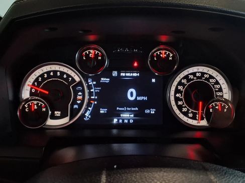 Used 2018 RAM 2500 Laramie w/ Sport Appearance Group AWD/4WD image 23