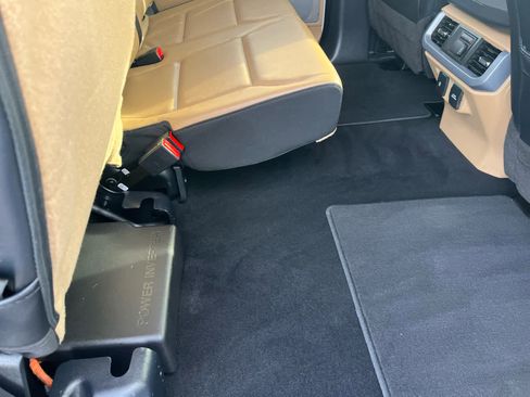 Used 2023 Ford F150 Lariat w/ Equipment Group 502A High image 22