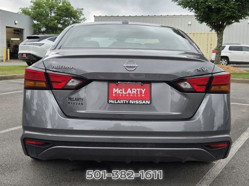 Certified 2024 Nissan Altima 2.5 SV FWD image 6