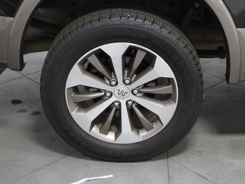 Used 2018 Ford F150 King Ranch w/ Equipment Group 601A Luxury image 16