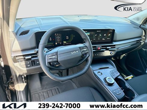 New 2026 Kia Sportage LX image 24