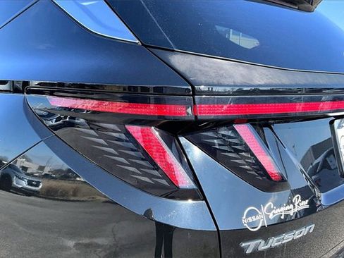 Used 2022 Hyundai Tucson Limited image 17