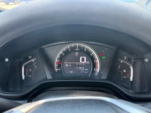 Used 2018 Honda CR-V LX image 14