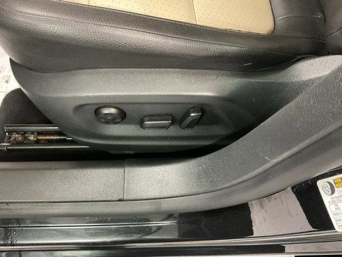 Used 2017 Volkswagen Tiguan Wolfsburg Edition image 11