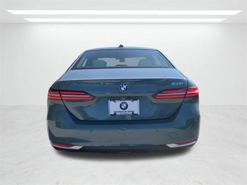 New 2025 BMW 530i image 5