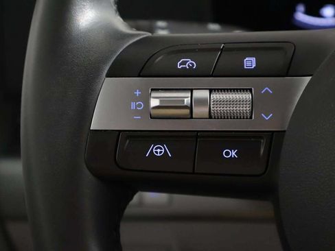 Certified 2024 Hyundai Kona SEL FWD image 36