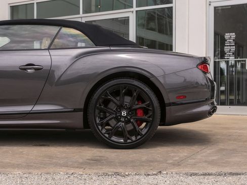 Certified 2024 Bentley Continental GT V8 AWD/4WD image 19