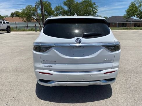 Used 2022 Buick Enclave Avenir FWD image 5
