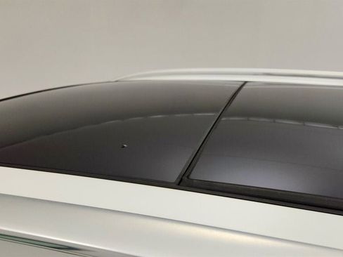 Used 2023 Volvo XC90 B5 Plus AWD/4WD image 10