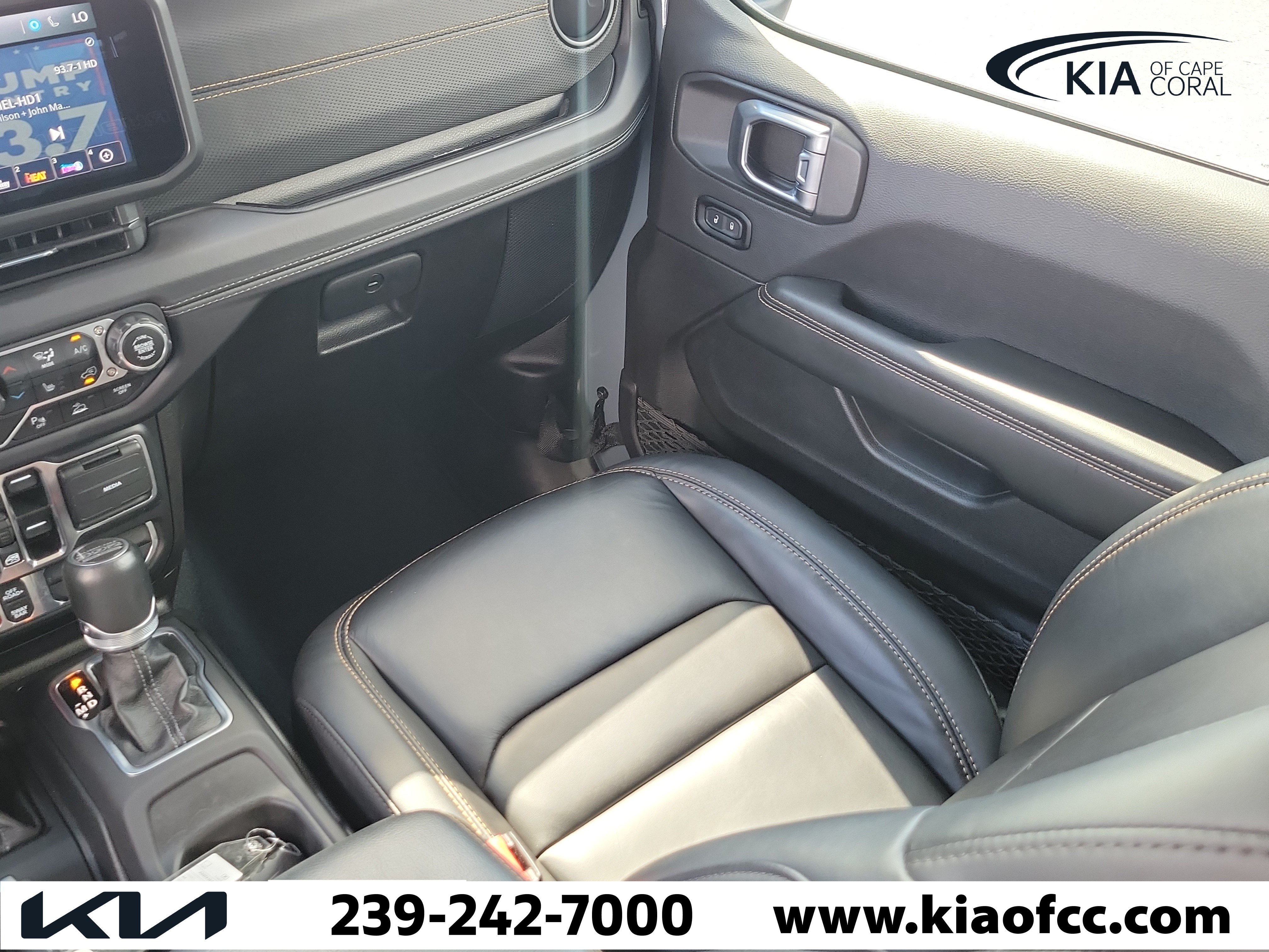 Used 2024 Jeep Wrangler Unlimited Rubicon 392 AWD/4WD image 16