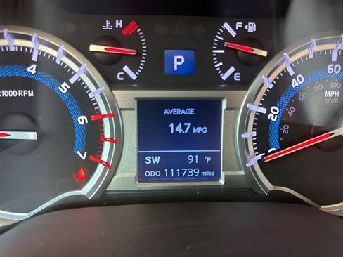 Used 2016 Toyota 4Runner SR5 image 21