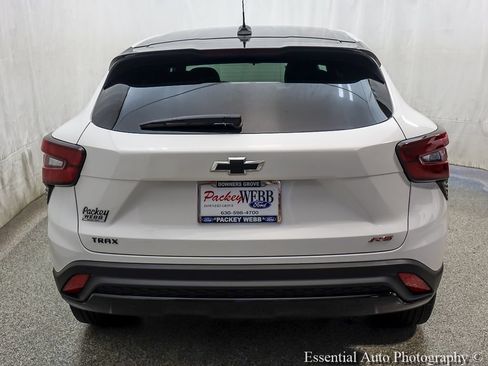 Used 2024 Chevrolet Trax RS w/ Driver Confidence Package FWD image 6