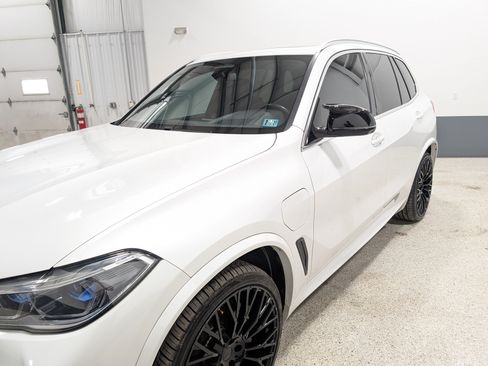 Used 2021 BMW X5 xDrive45e w/ Executive Package AWD/4WD image 7