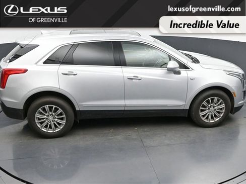 Used 2017 Cadillac XT5 Luxury w/ Driver Awareness Package image 46