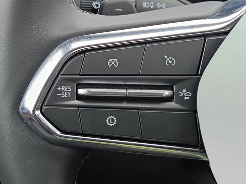 New 2026 Chevrolet Equinox ACTIV w/ Convenience Package III image 20