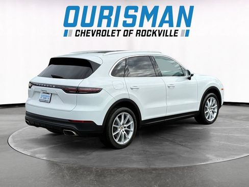 Used 2019 Porsche Cayenne Base image 6